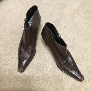 Gama, Brown Bootie in size 7.5